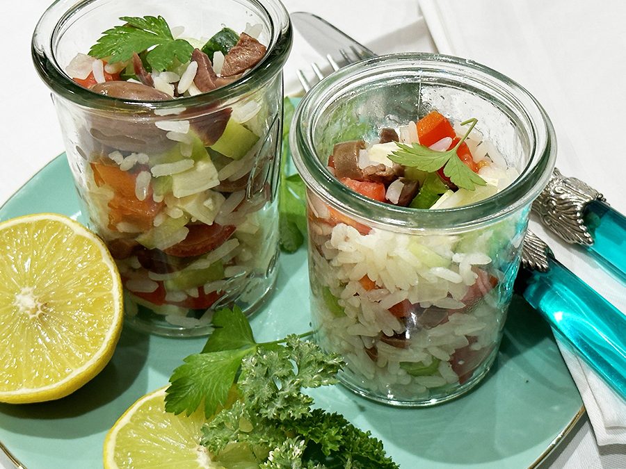Aromatisch und unkompliziert – Mediterraner Reissalat
